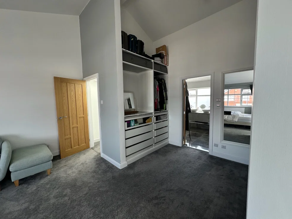 Bedroom-1_4_1763573383756